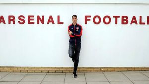 Arsenal a oficializat transferul mijlocașului Granit Xhaka de la Borussia Moenchengladbach