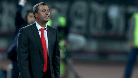 Rednic: "Uhrin e de doi ani în România și nu a învățat un cuvânt! Să mă lase!"