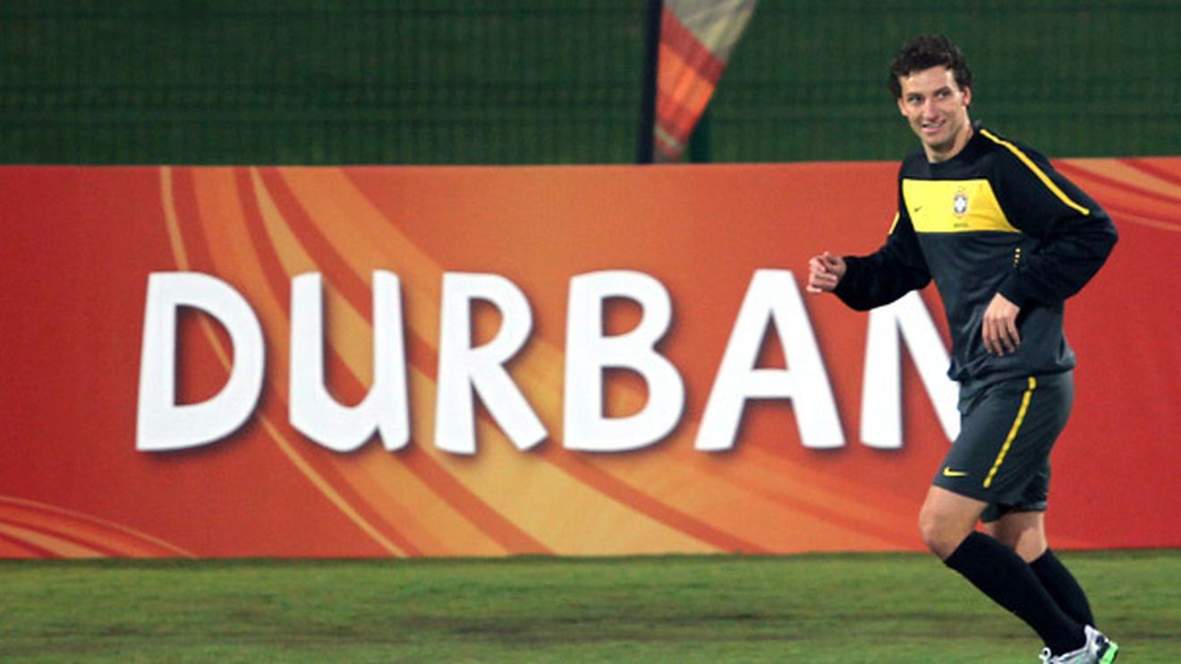 Elano ar putea rata tot restul CM**