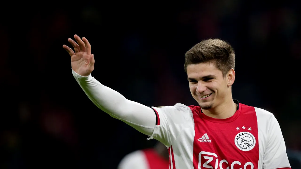 Răzvan Marin a dezvăluit cu cine se înțelege cel mai bine la Ajax: „Este ca un frate pentru mine!”. Detaliul care anunță transferul românului în Belgia