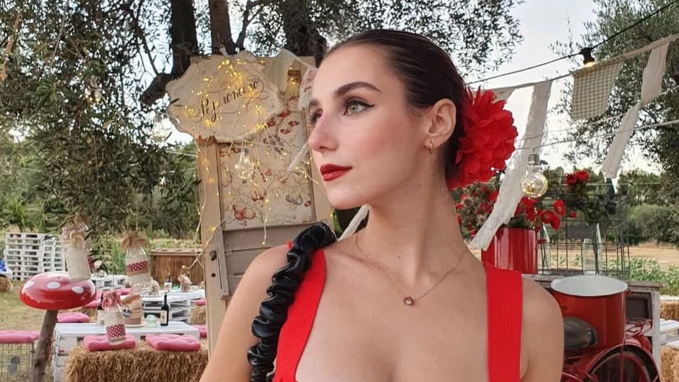 Arbitra a postat imagini cu ea în bikini și reacțiile au venit imediat: „Să intre VAR!”