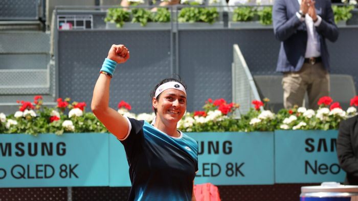 Se știu finalistele turneului de la Madrid! Cu cine se duelează Ons Jabeur, „coșmarul" Simonei Halep, în meciul pentru trofeu