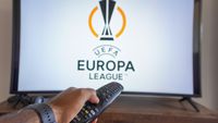 Cine transmite la TV Dinamo Kiev – U Cluj