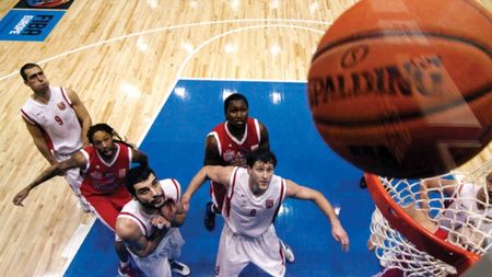 Vezi aici rezultatele înregistrate** în ligile de baschet, volei și handbal