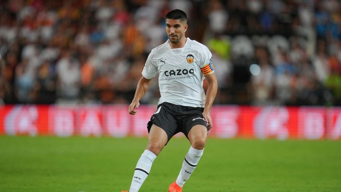 Transfer surpriză! PSG a pregătit o ofertă de 15 milioane de euro pentru vedeta Carlos Soler, care mai are 10 luni de contract cu Valencia!