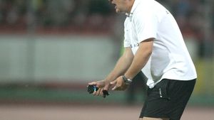 "Noi avem jucători de divizia B, iar Craiova are fotbaliști convocați la loturile naționale!"