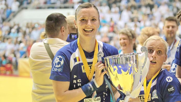 Transfer de ULTIMĂ ORĂ efectuat de campioana SCM Rm. Vâlcea, pentru linia de 9 metri, dar și pentru apărare!