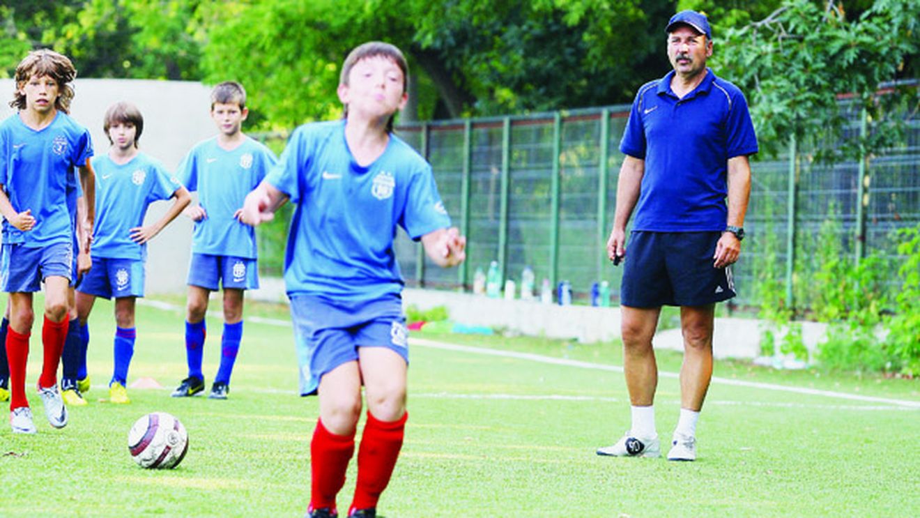 Va fi dat Majearu afară?