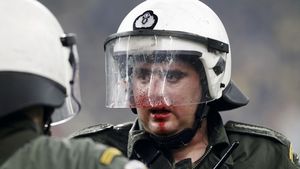 FOTO** Violențe la Atena după finala Cupei