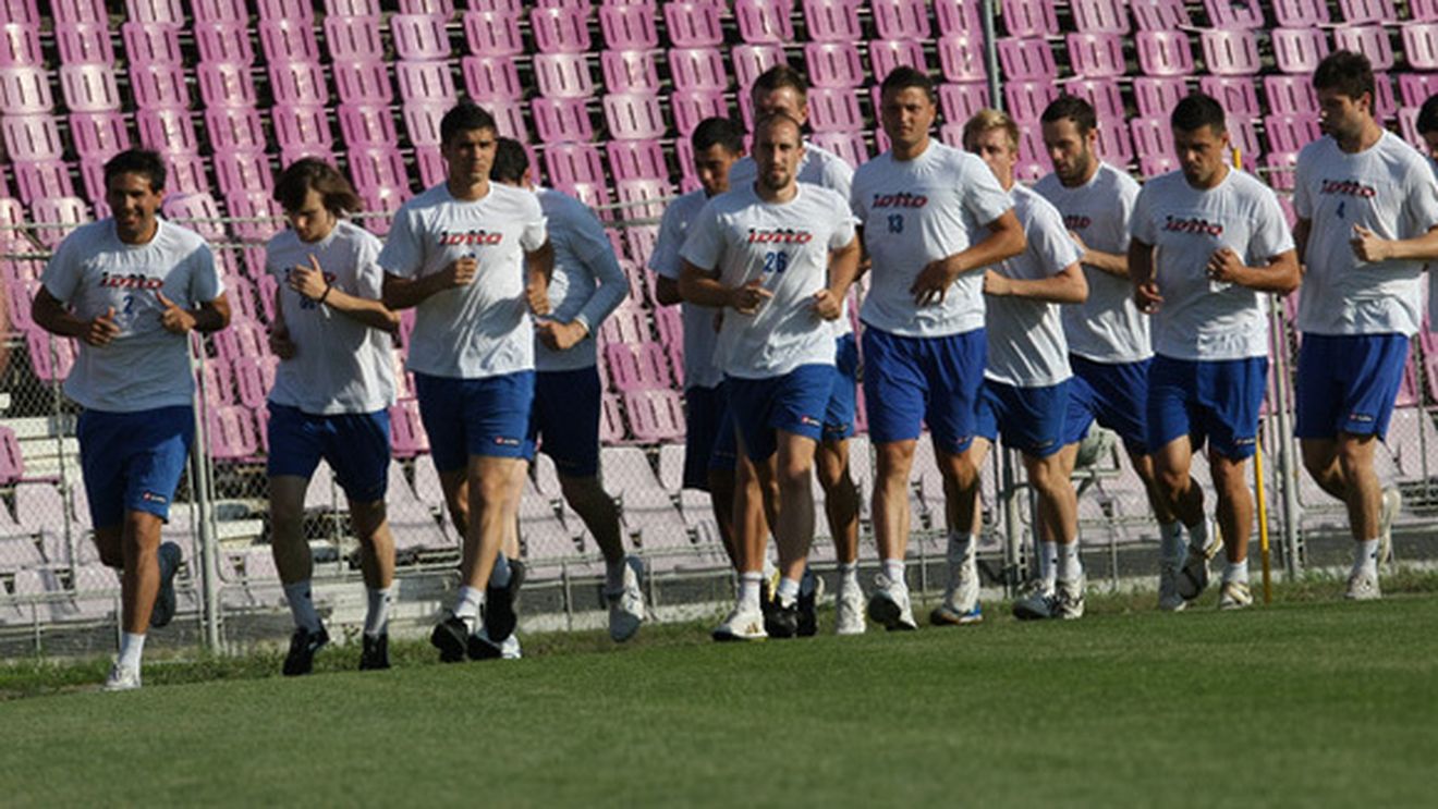 "Grădinița" din Banat!** 8 jucători formați la Timișoara sunt în lotul de bază al lui Poli