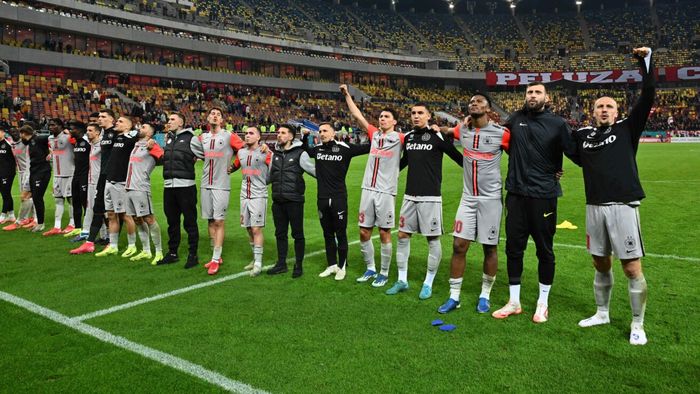 Decizia FCSB e dură, dar clară. Trei fotbaliști sunt dați afară din lot: „Pleacă sau rămân și nu joacă, dar își iau salariul”