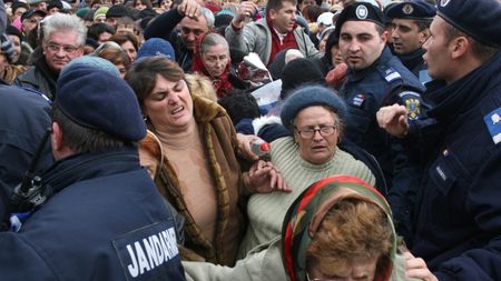 Fenomenul ultras vs "Ultrașii" Domnului