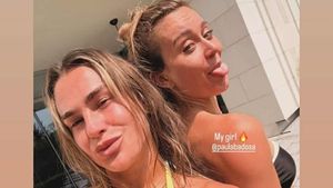 Ce se întâmplă în Dubai nu rămâne doar în Dubai! Imaginile cu Aryna Sabalenka și Paula Badosa în costum de baie au încins imaginația fanilor