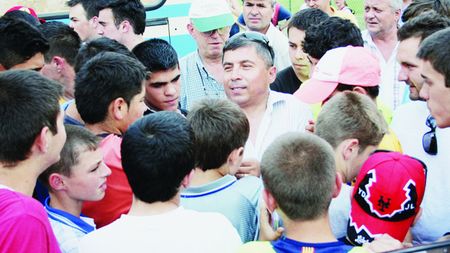 De la Turcu, fără număr!** Cum pot ajunge fanii dinamoviști acționari în Ștefan cel Mare?