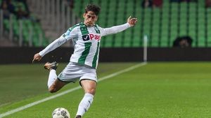 Barcelona l-a convins. Puștiul minune din Olanda vine pe Camp Nou pentru următoarele cinci sezoane | FOTO