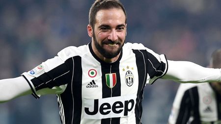 Momentul confesiunilor pentru Higuain! Cine este cel mai puternic fundaș întâlnit în carieră? Nici Ramos, nici Chiellini, nici Pique. Opțunea atacantului