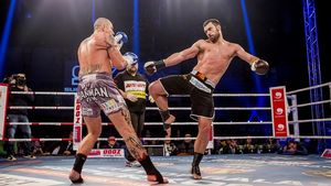 Programul galei aniversare Superkombat de la Ploiești: 12 confruntări internaționale și meci de titlul mondial