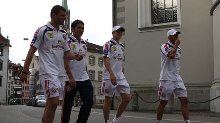 Echipa României s-a "antrenat" la biliard și bowling înainte de meciul cu Serbia