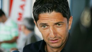 Lucescu Jr: "Rednic are tot dreptul să fie nervos"