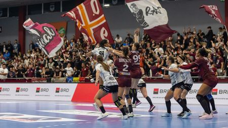 Schimbări majore la echipa de Liga Campionilor! Jumătate de echipă dată afară, s-a adus antrenor de la Rapid