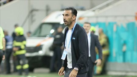 Elias Charalambous a scăpat de umbra demiterii și a avut un discurs laudativ pentru fotbaliștii FCSB: „Au dat totul”