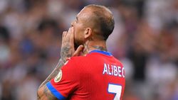 Gigi Becali l-a desființat pe Denis Alibec, dar Ilie Dumitrescu a intervenit în forță împotriva miliardarului: „Nu e vina lui, ci a ta!”