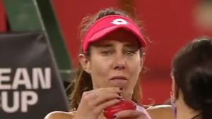 Mihaela Buzărnescu, reacție teribilă după înfrângerea cu Martina Trevisan din Fed Cup: „Am luat pastile, sunt dată peste cap!" VIDEO
