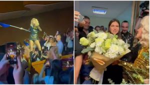 Momente de stupoare la concertul Loredanei Groza, în timp ce Simona Halep se afla printre spectatori! Gestul solistei când a văzut-o pe campioana tenisului. VIDEO