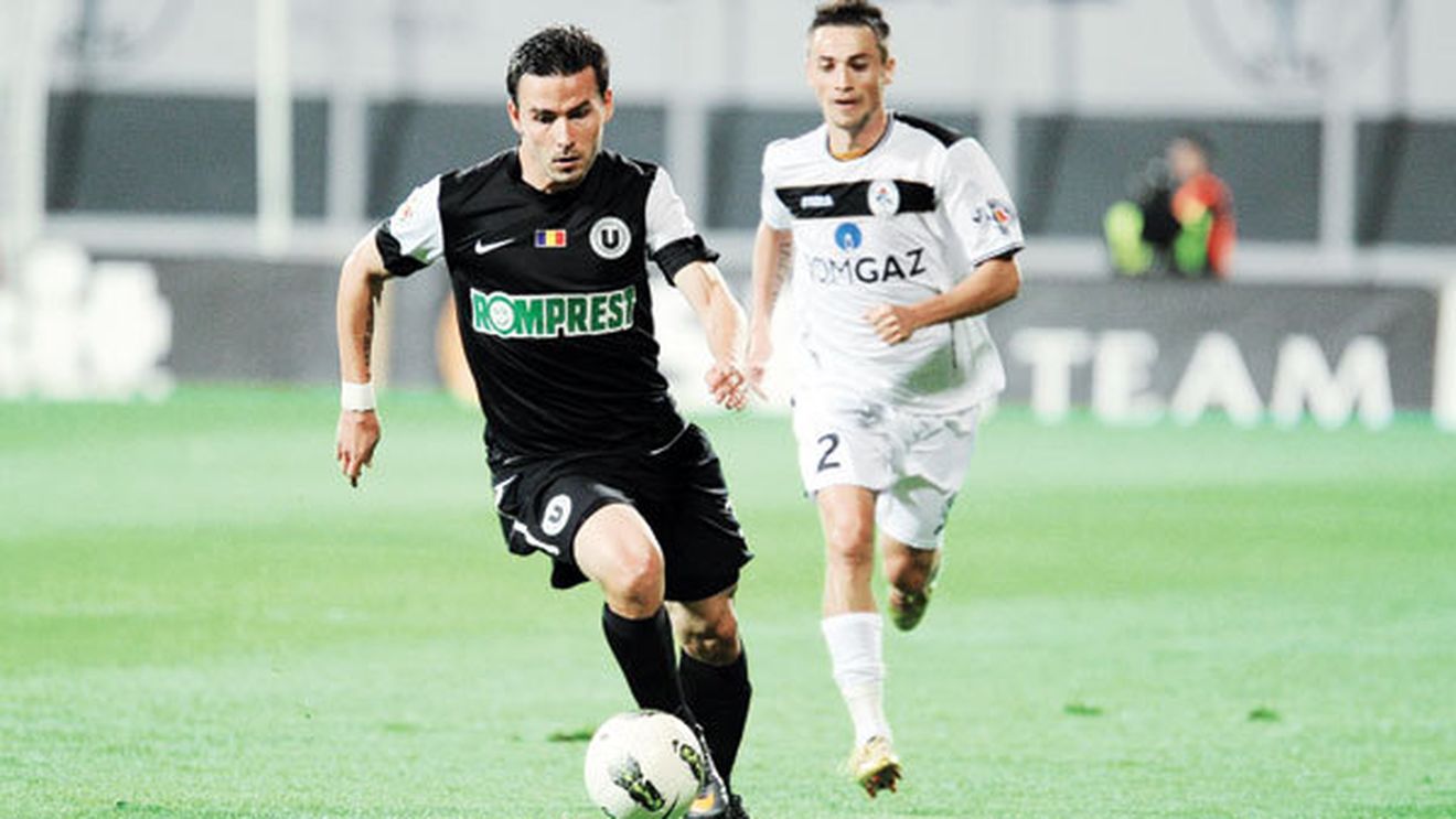 "Prințul" Adrian Cristea nu se entuziasmează nici după 5-2 cu Gaz Metan:** "Titlul? Să nu ne ia valul"