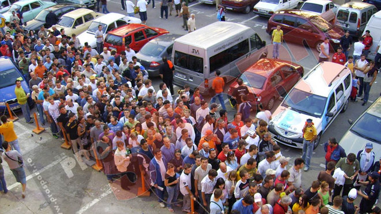 Isterie la Piatra Neamț:** "Pentru meciul cu Steaua, casele de bilete sunt demult închise!"