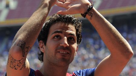 VIDEO** Imaginile pe care fanii BarÃ§ei le așteaptă de 3 ani! MOTIVUL pentru care Fabregas a ALES numărul 4