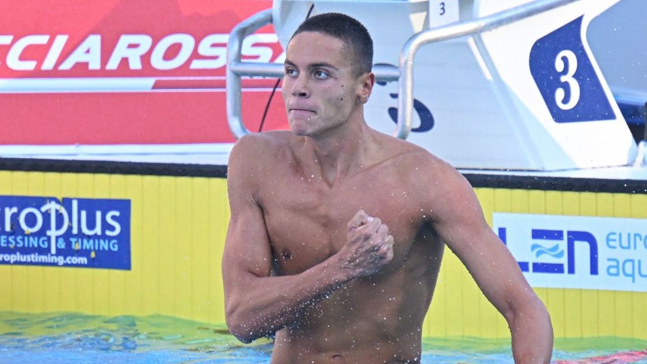 David Popovici și-a îndeplinit cel mai mare vis la doar 17 ani! Ce spunea după ce a devenit campion mondial și ce urmează pentru cel mai rapid înotător din istorie: „Ar fi super să reușesc asta!”