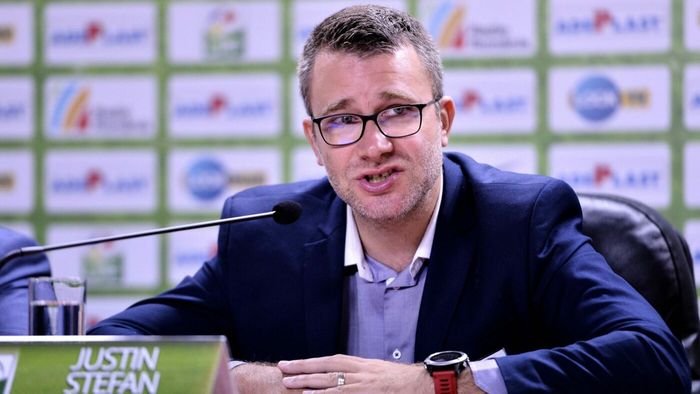 Justin Ștefan s-a implicat în problema lui Dinamo, care nu găsește stadion pentru meciul cu Farul: „Acesta este interesul LPF!”. Ce au comunicat „câinii” către ligă