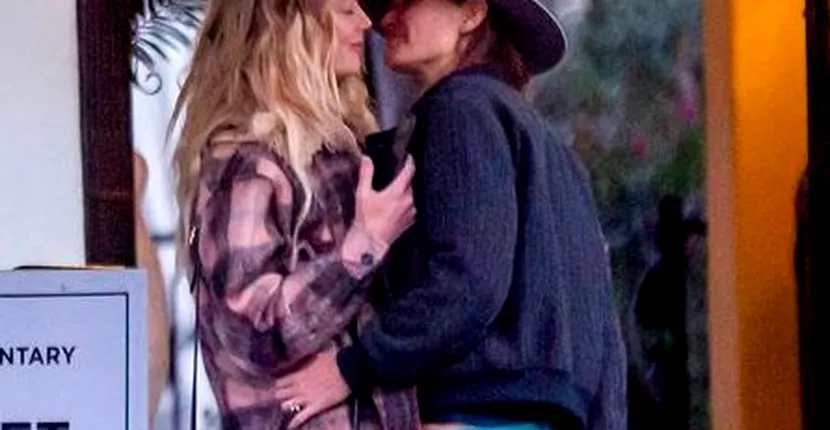 Fosta soție a lui Johnny Depp, în tandrețuri cu noua iubită! Cine este partenera lui Amber Heard FOTO