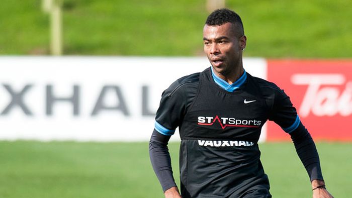 Amendă record pentru un comentariu pe Twitter!** Cum s-au "răzbunat" cei din FA pe Ashley Cole
