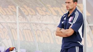 Badea, între** Dinamo și Steaua!