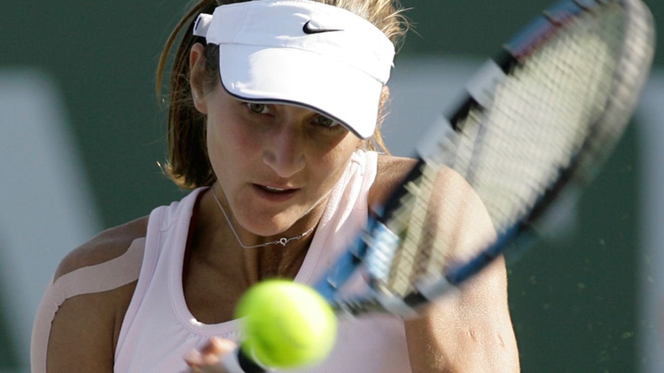 "7"-le României** din iarbă