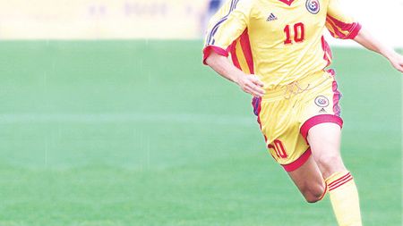 Adi Mutu, campion la mâncat țurțuri!** Vezi ce năzbâtii făcea "Briliantul" în juniorat!