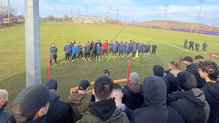 Ultrașii de la UTA au venit la antrenament peste Adrian Mihalcea și jucători. Mesajul ferm transmis: „Să le dăm peste gură!”