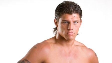 SUPERKOMBAT World Grand Prix!** Krauss se bate pe patinoarul "Flamaropol"