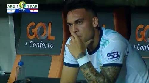 Nu s-a mai putut stăpâni! VIDEO | Lautaro Martinez și-a vărsat nervii pe o sticlă de apă după ce a fost schimbat în meciul cu Paraguay
