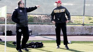 Scandalul de după meciul cu Steaua o zguduie pe "U"!** Walter nu vrea să mai aducă un antrenor cu nume! Ce se poate întâmpla la vară