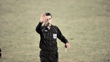 Patru arbitri, INTERZIȘI pe Ghencea!** "Crăciunescu crede că este peste patronii umflați cu pompa?"