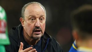 Marele Rafa Benitez, mesaj pentru Răzvan Lucescu despre Mircea Lucescu după PAOK - Panathinaikos: „Îi doresc asta!”