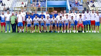Gloria Bistrița Năsăud s-a reunit cu 28 de jucători, dintre care cinci noutăți. Achizițiile făcute de Cristian Pustai