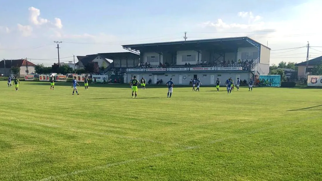 Naționala U18 a României joacă împotriva Serbiei într-un sat de lângă Timișoara! Capitala Banatului nu are un stadion cu condițiile pe care le are localitatea în care primar este un fost arbitru