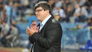 Știu ei ceva? Pandurii fac transferuri pe bandă rulantă! Pe cine au mai luat