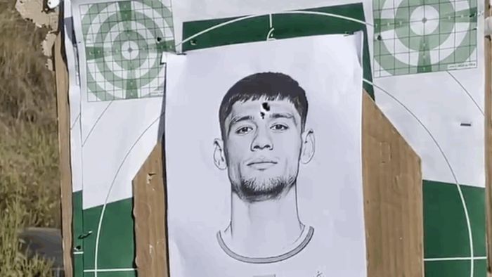 Ultraşii lui Dinamo Kiev, amenințări cu moartea pentru Vladislav Blănuță. Au împuşcat în cap o poză cu românul: „Diavolul nu va avea viață cu noi"