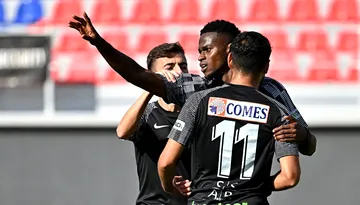 Carl Davordzie e pe picior de plecare de la Ceahlăul. Sepsi OSK are concurență în a-l achiziționa pe atacantul ganez. ”E dorit, căutat, suntem în discuții.” EXCLUSIV