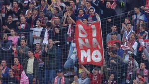 Dinamo va avea 2000 de fani la Urziceni**